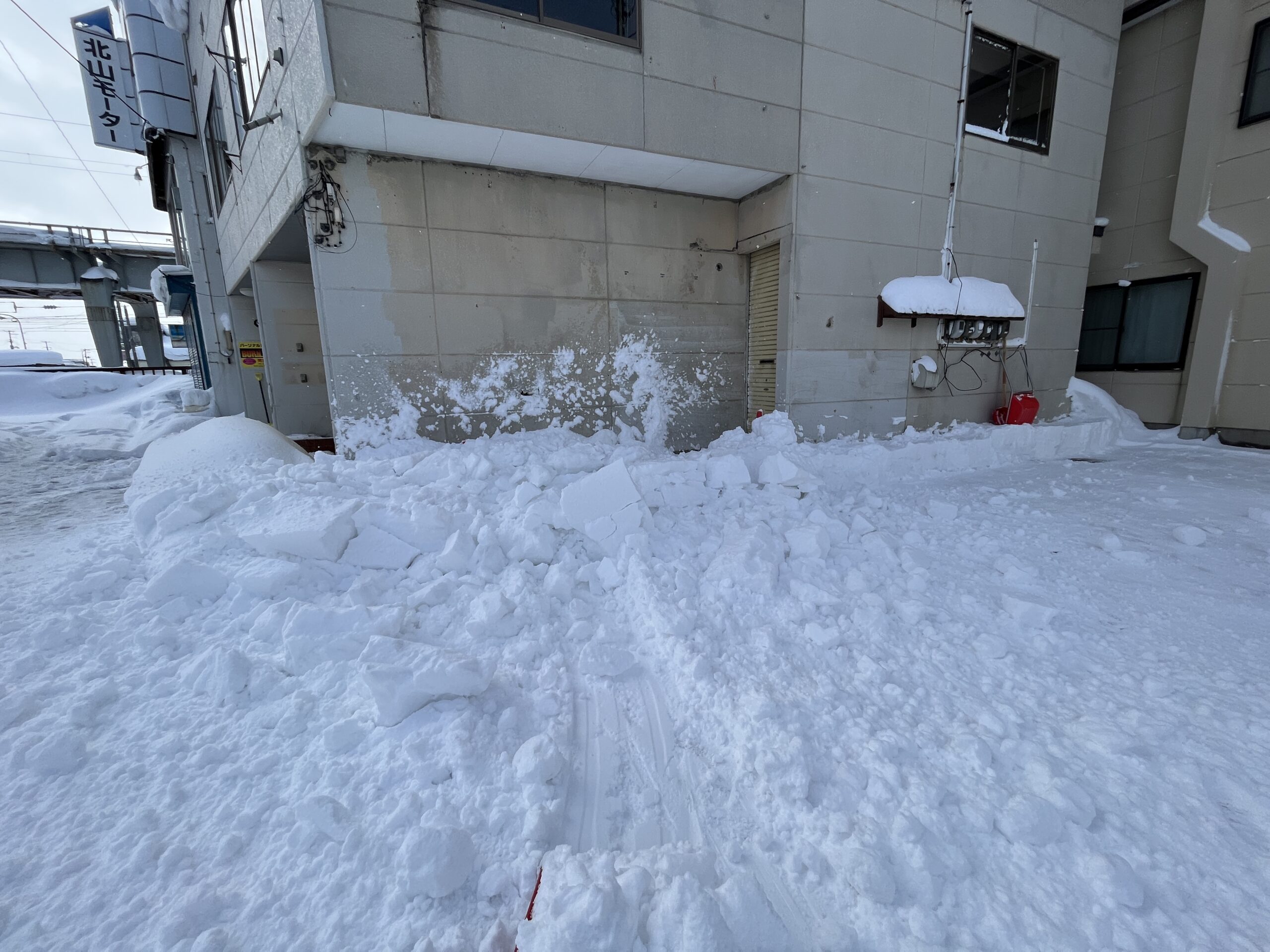 屋根の雪落としました